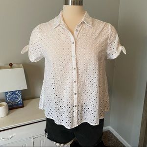 CYNTHIA ROWLEY | White Collared Short Sleeve Eyelet Button Down Shirt Si…